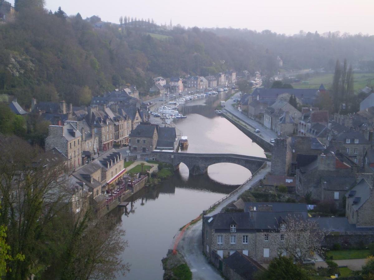 Ker Viviane Apartment Dinan Bagian luar foto